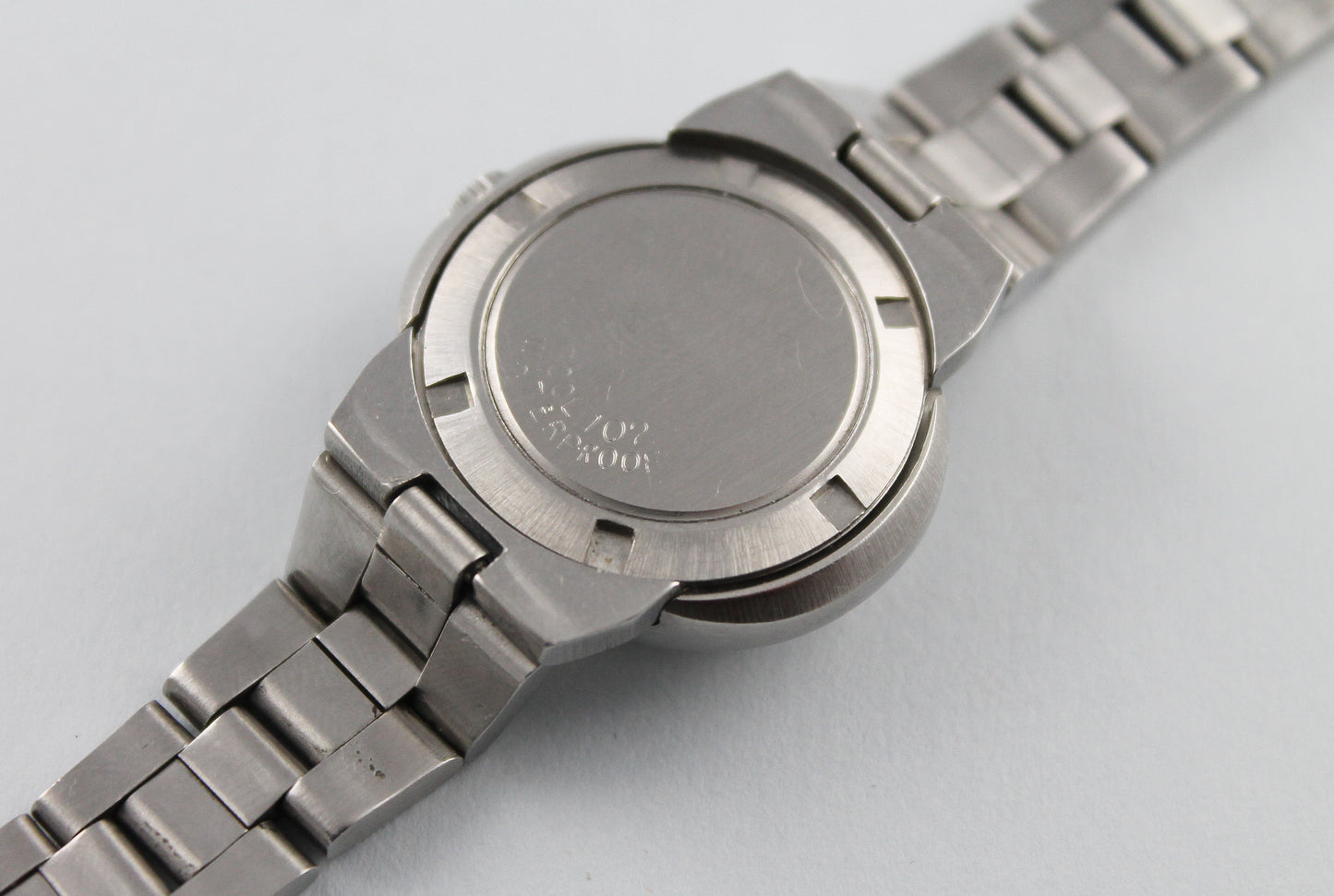 OMEGA Geneve Dynamic Ladies Watch Ref. 566.015  w / original box (1970)