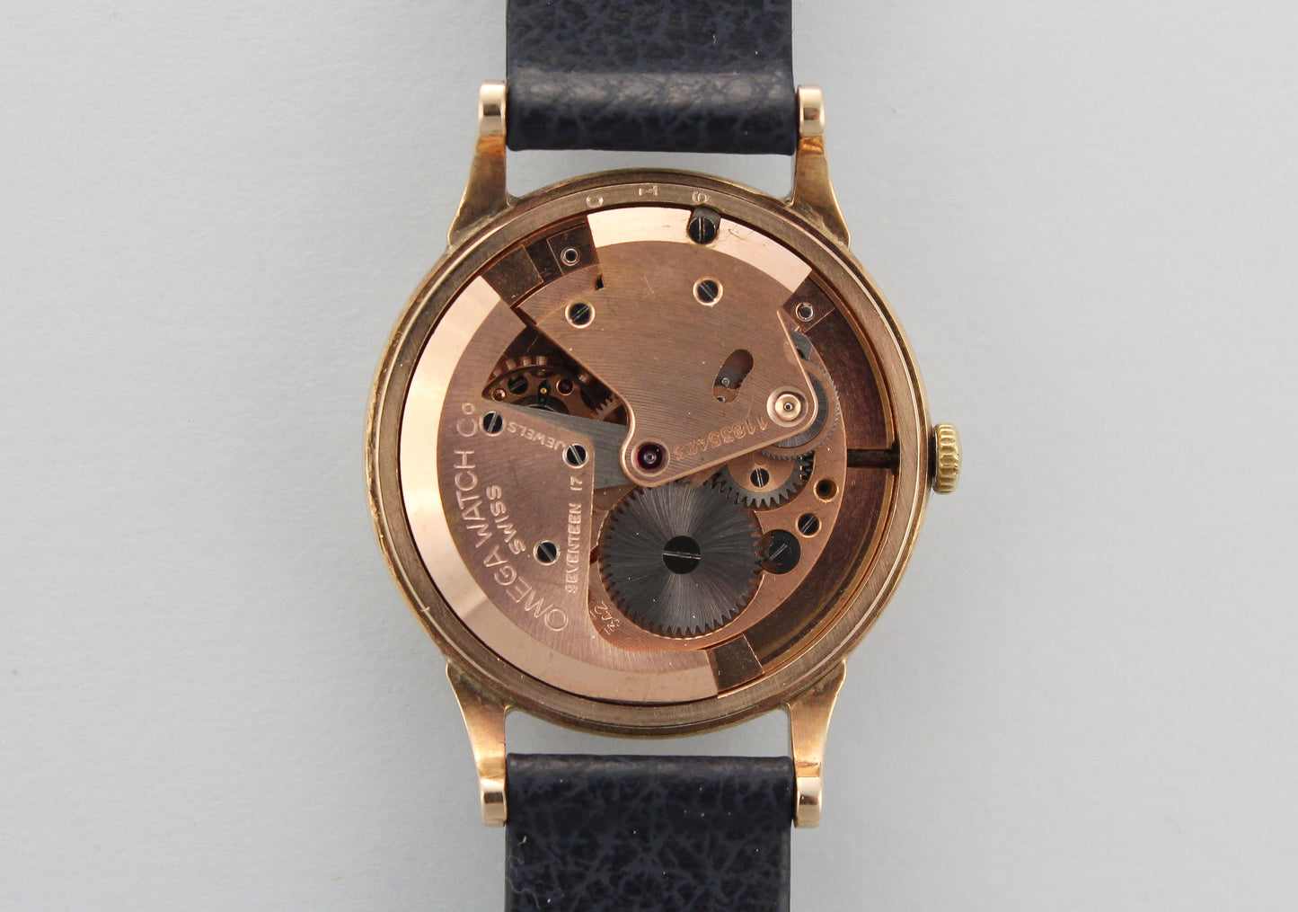 OMEGA 9k Gold Sub Second (1949)