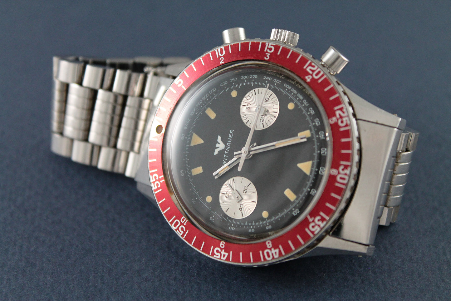 LONGINES WITTNAUER Chronograph Ref 3525 /  14A (c. 1965)