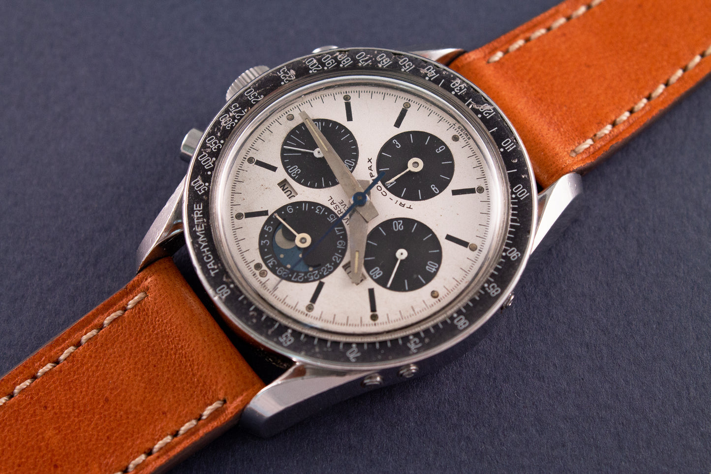UNIVERSAL GENEVE Tri-Compax 881101 / 01 "Eric Clapton" (c.1965)