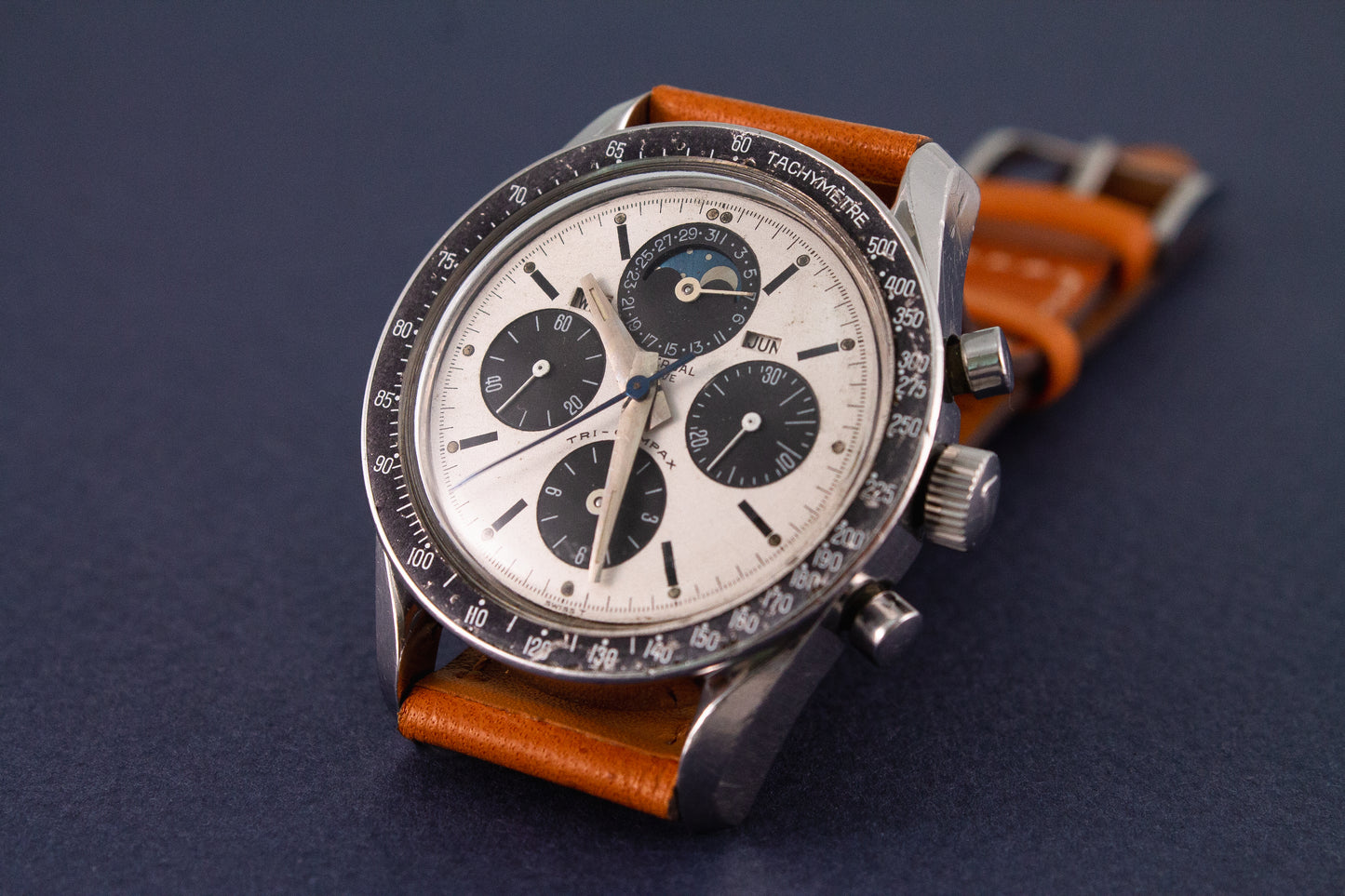 UNIVERSAL GENEVE Tri-Compax 881101 / 01 "Eric Clapton" (c.1965)