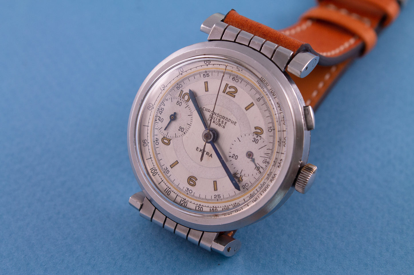 CHRONOGRAPHE SUISSE 2 Register Monopusher Chronograph Flexible Lugs (c. 1930s)