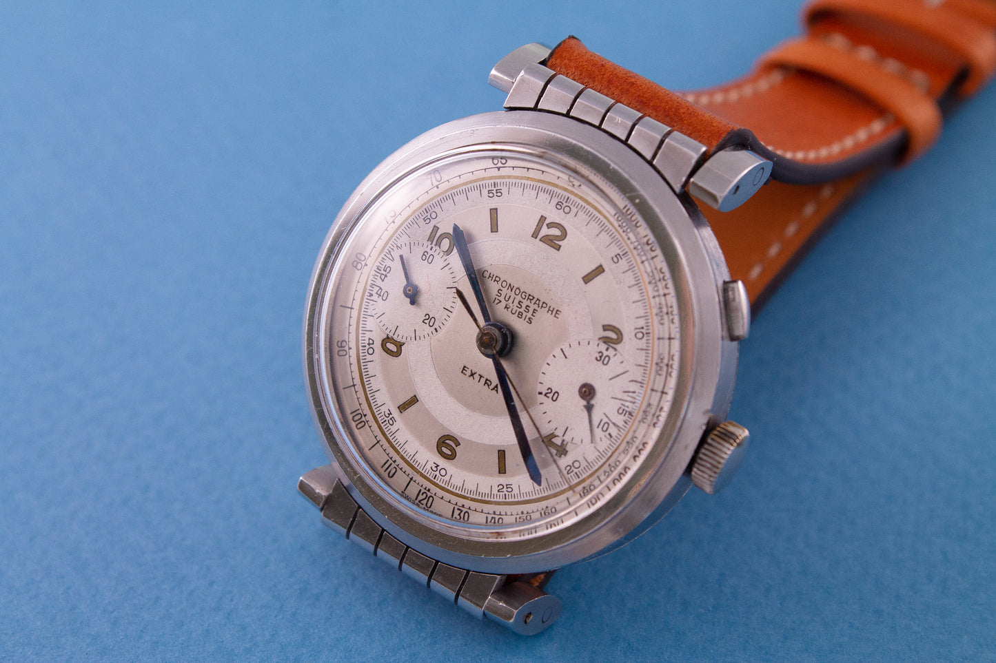CHRONOGRAPHE SUISSE 2 Register Monopusher Chronograph Flexible Lugs (c. 1930s)