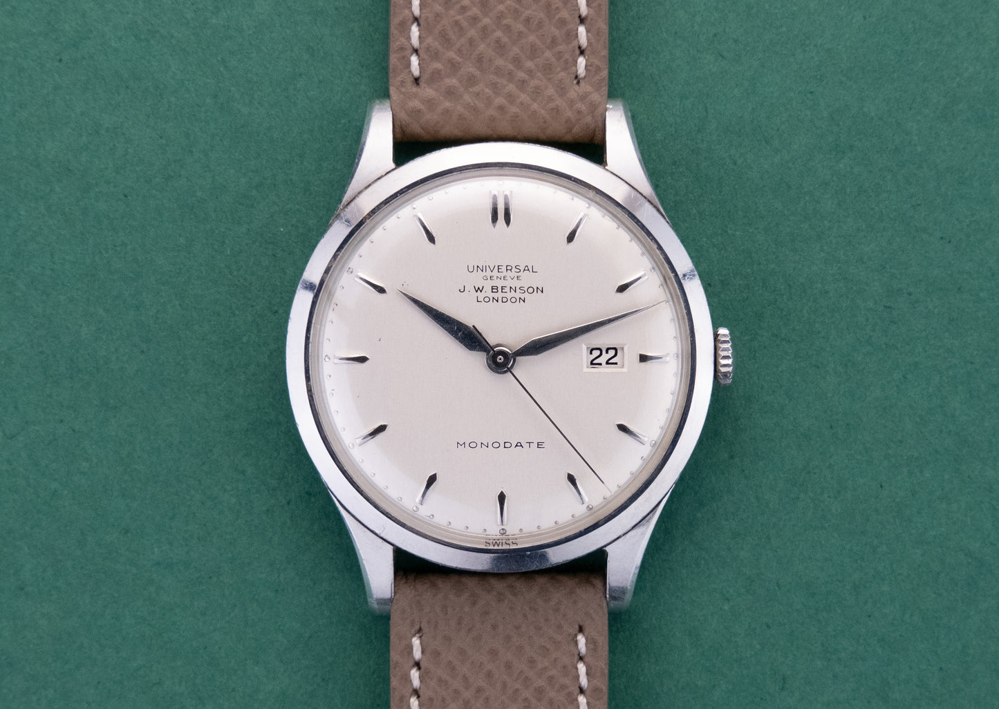 UNIVERSAL GENEVE Monodate Ref. 21319/1 (c. 1952)